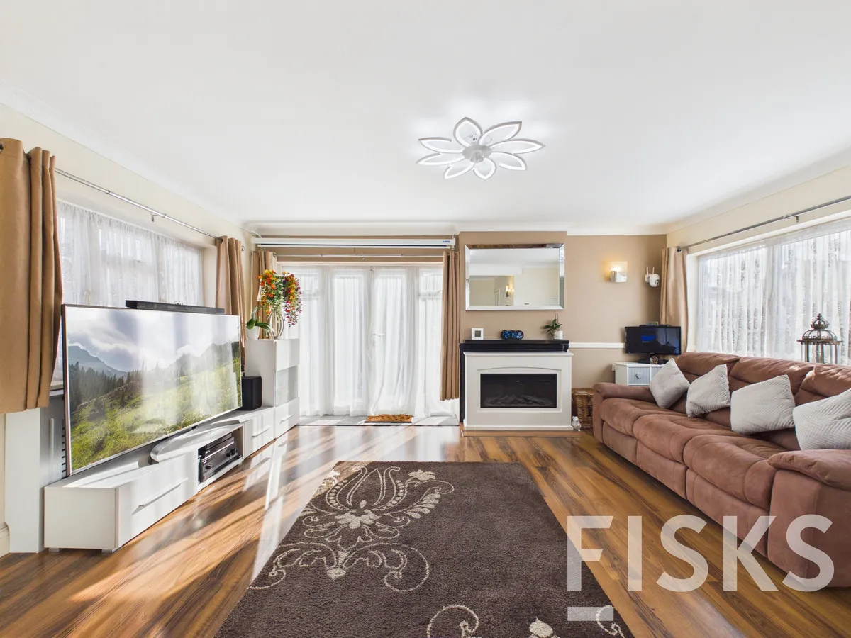 Westwood Road, Canvey Island, SS8, photo 4