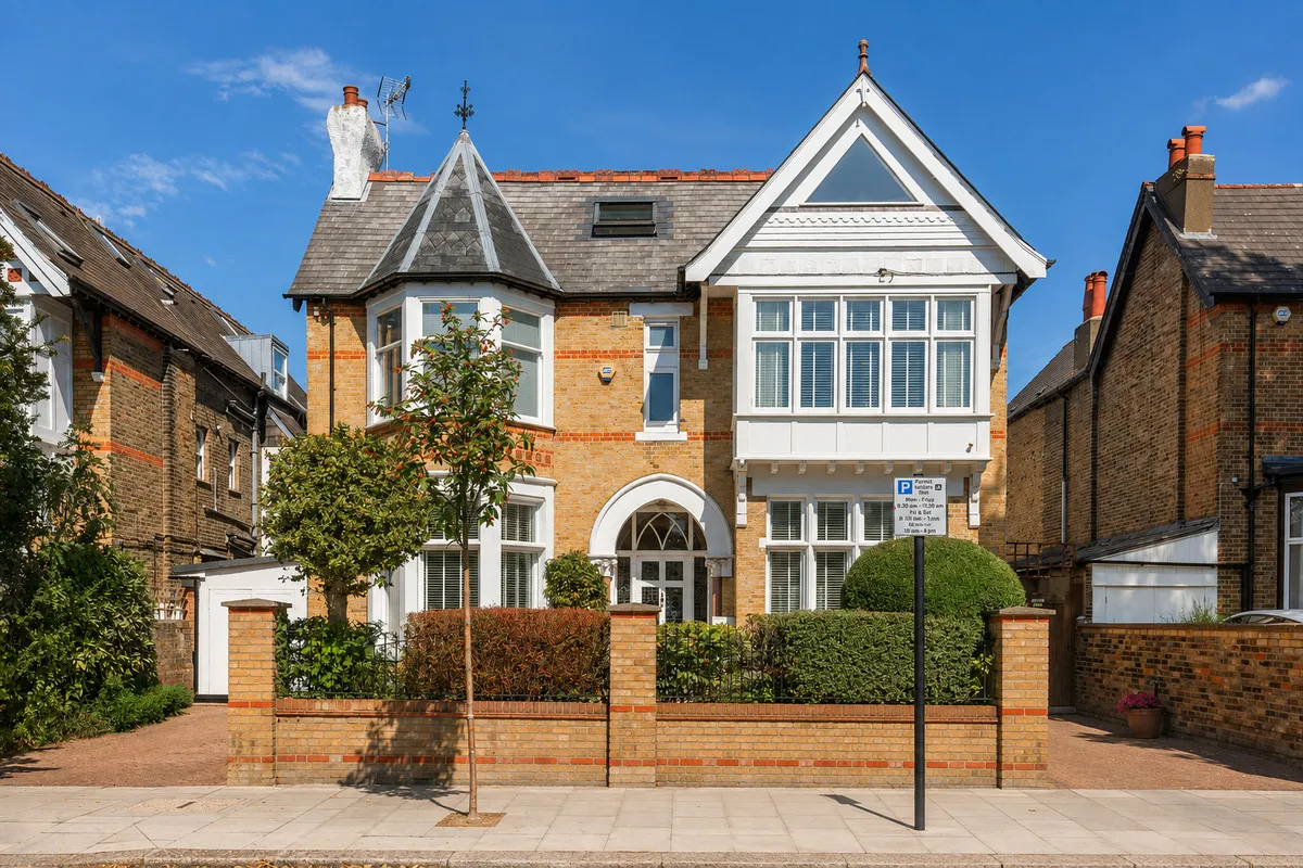 6 bed house for sale, Hamilton Road, London, W5