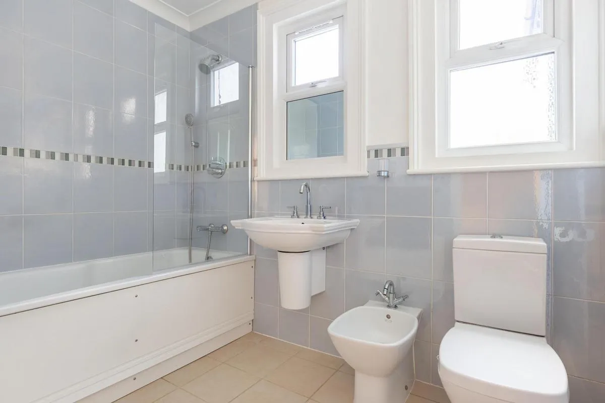 Hamilton Road, London, W5, photo 21