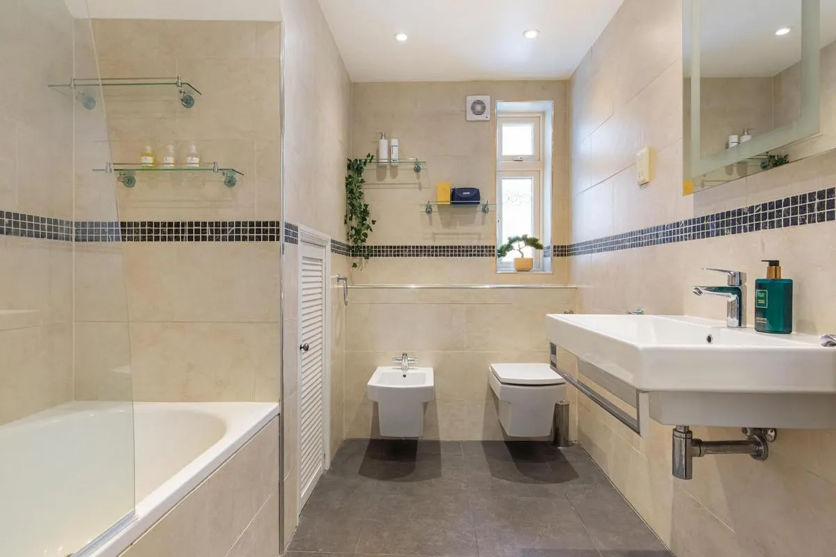 Hamilton Road, London, W5, photo 19