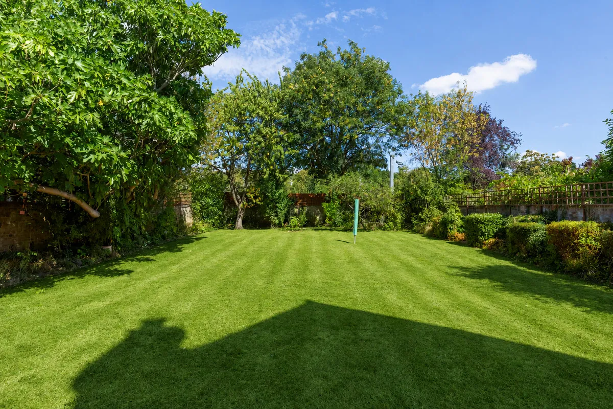Hamilton Road, London, W5, photo 2