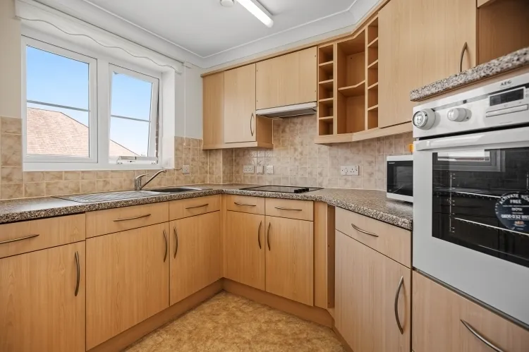 School Lane, Banbury, OX16, photo 3