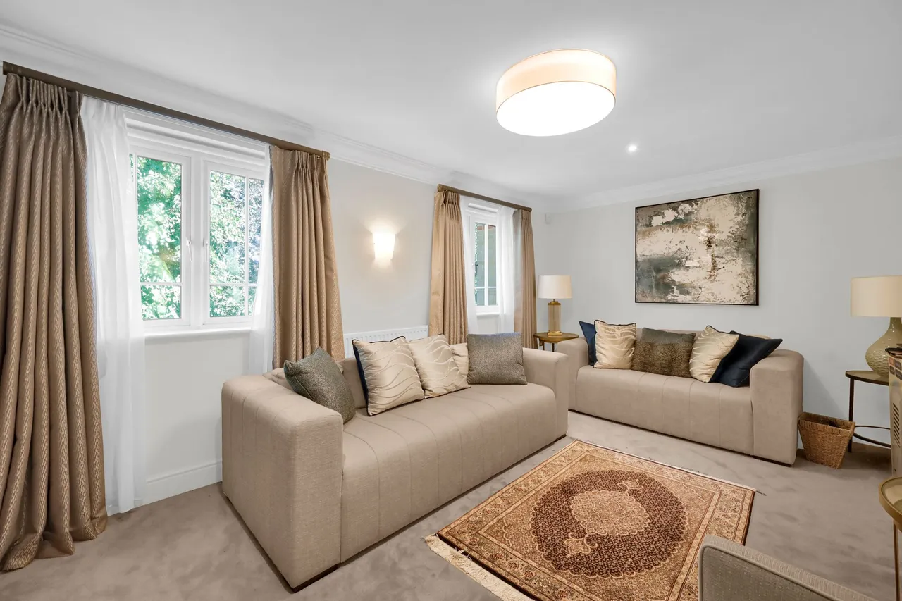 Cavendish Place, London, NW2, photo 10