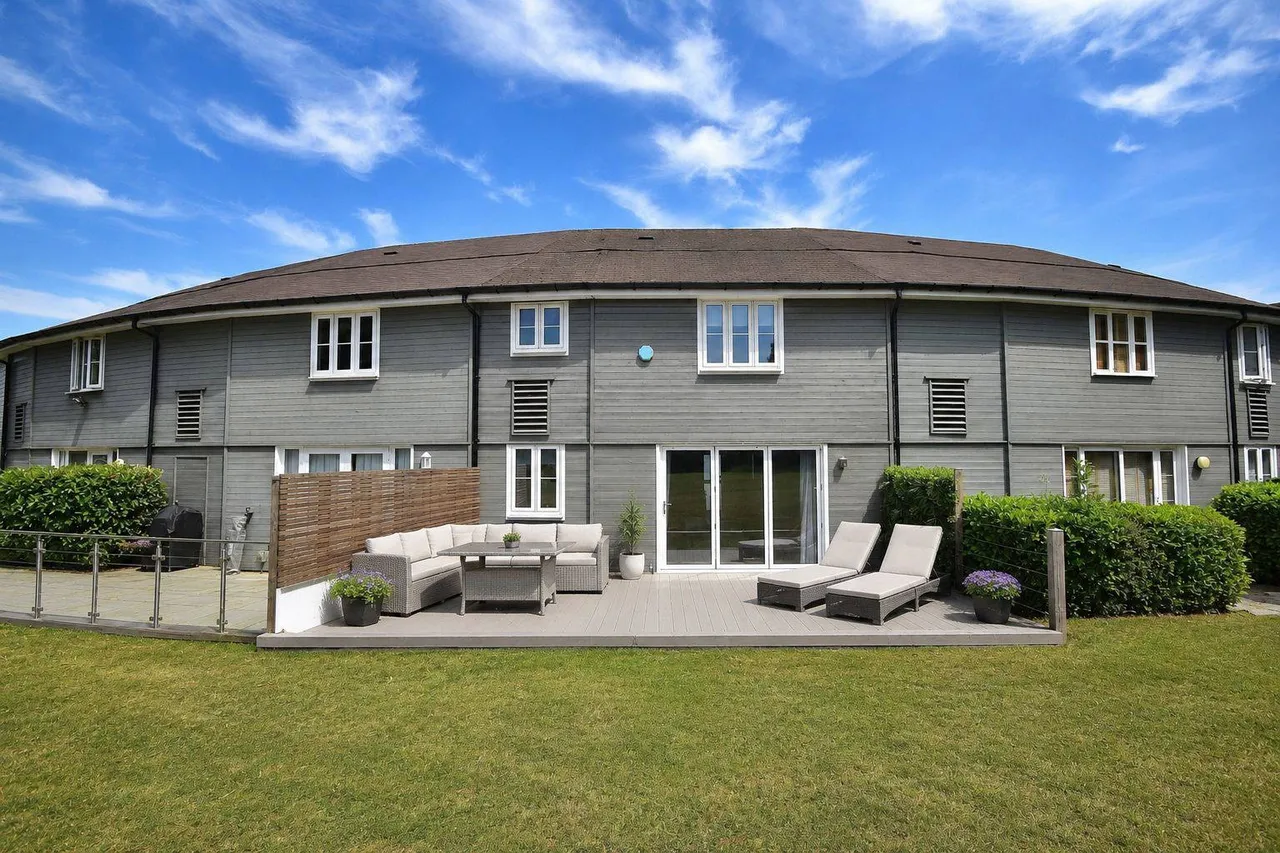 Crescent Lodge, Overstone, Northampton, NN6 0SR, photo 21