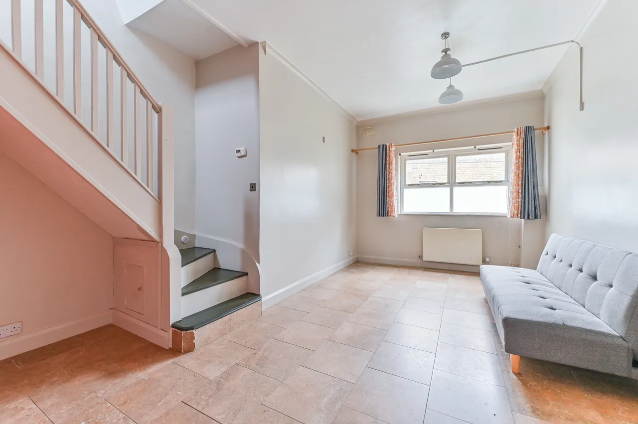 London, SE27, photo 2