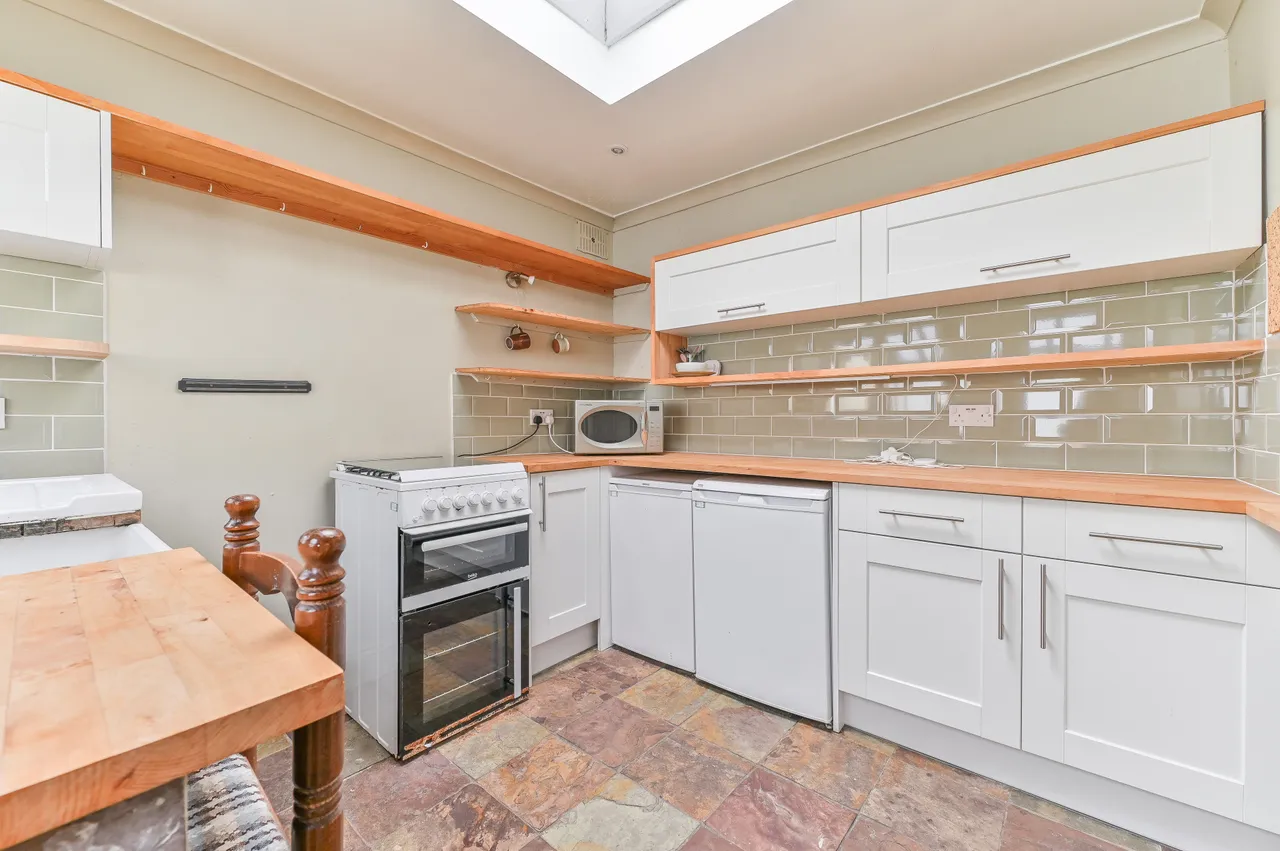 London, SE27, photo 12
