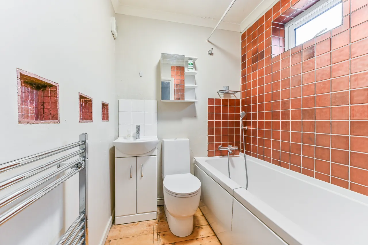 London, SE27, photo 8