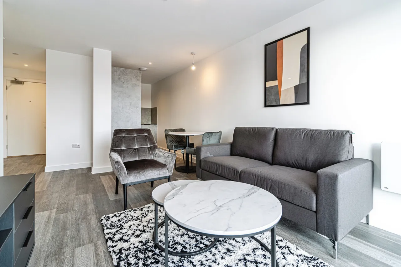 Ordsall Lane, Salford, M5, photo 2