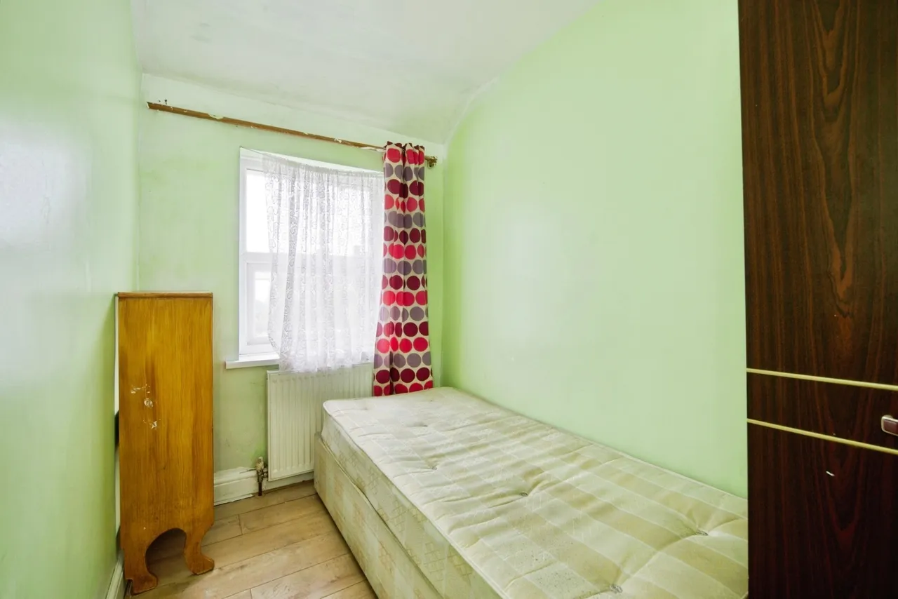 Powell Gardens, Dagenham, RM10, photo 8