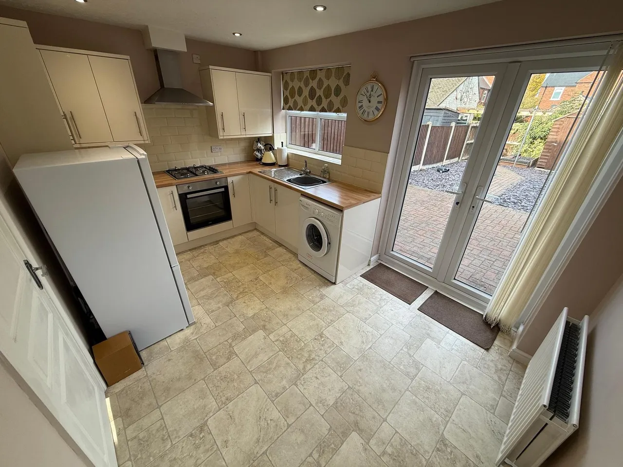 Bramble Walk, Overseal, DE12, photo 2