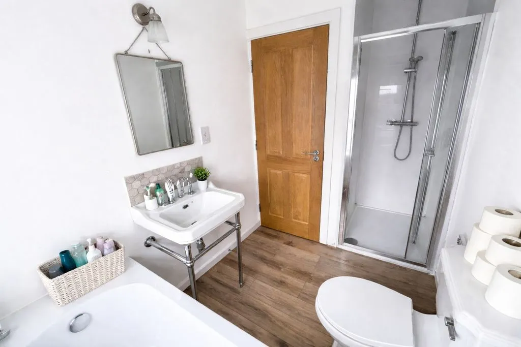 Wallis Road, Bournemouth BH10 4AG, photo 11
