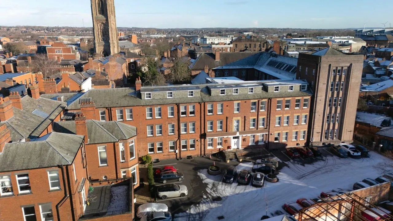 St. Marys Gate, Derby, DE1, photo 3
