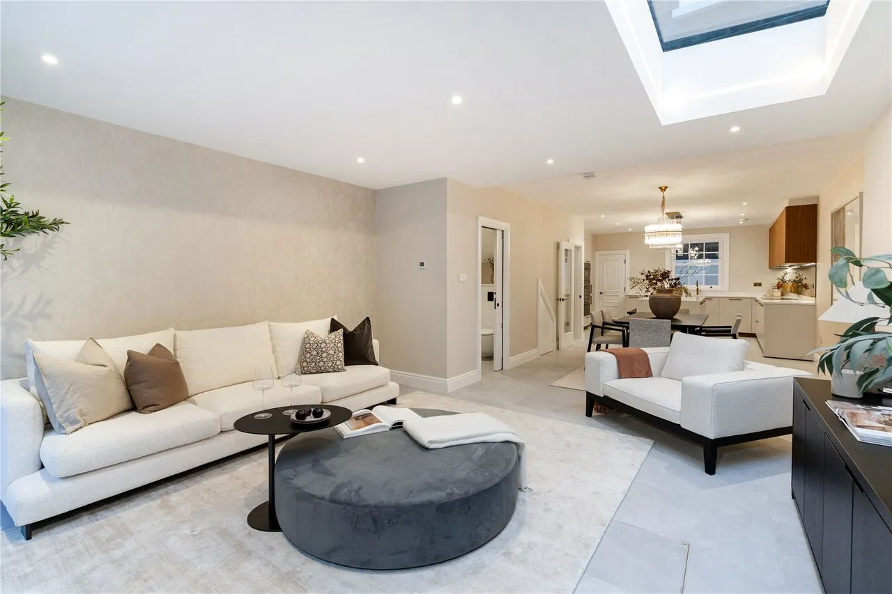 Seymour Walk, London, SW10, photo 2