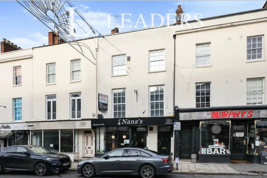 2 bed flat to rent, Regent Street, Leamington Spa, CV32