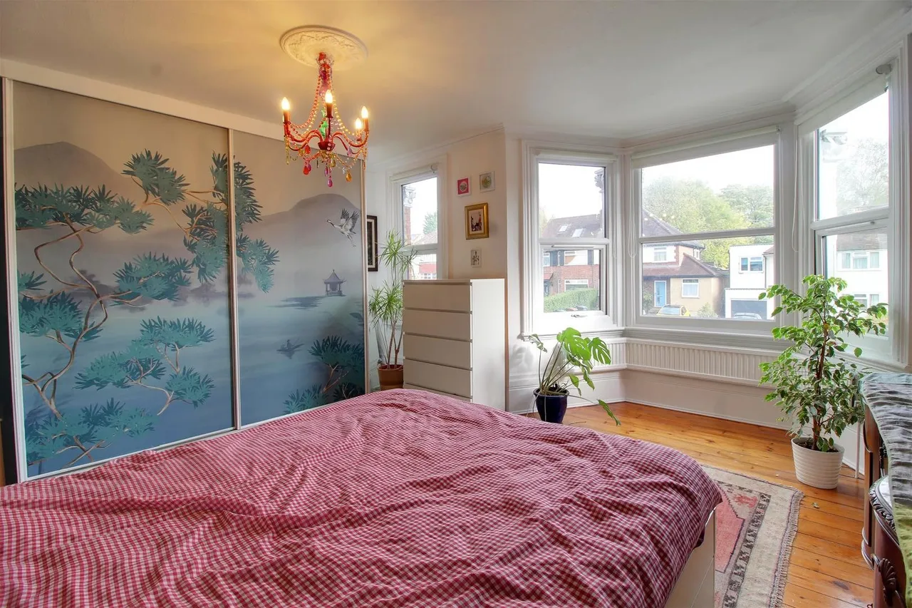 Hatfield Road, Potters Bar, Hertfordshire EN6 1HT, photo 25