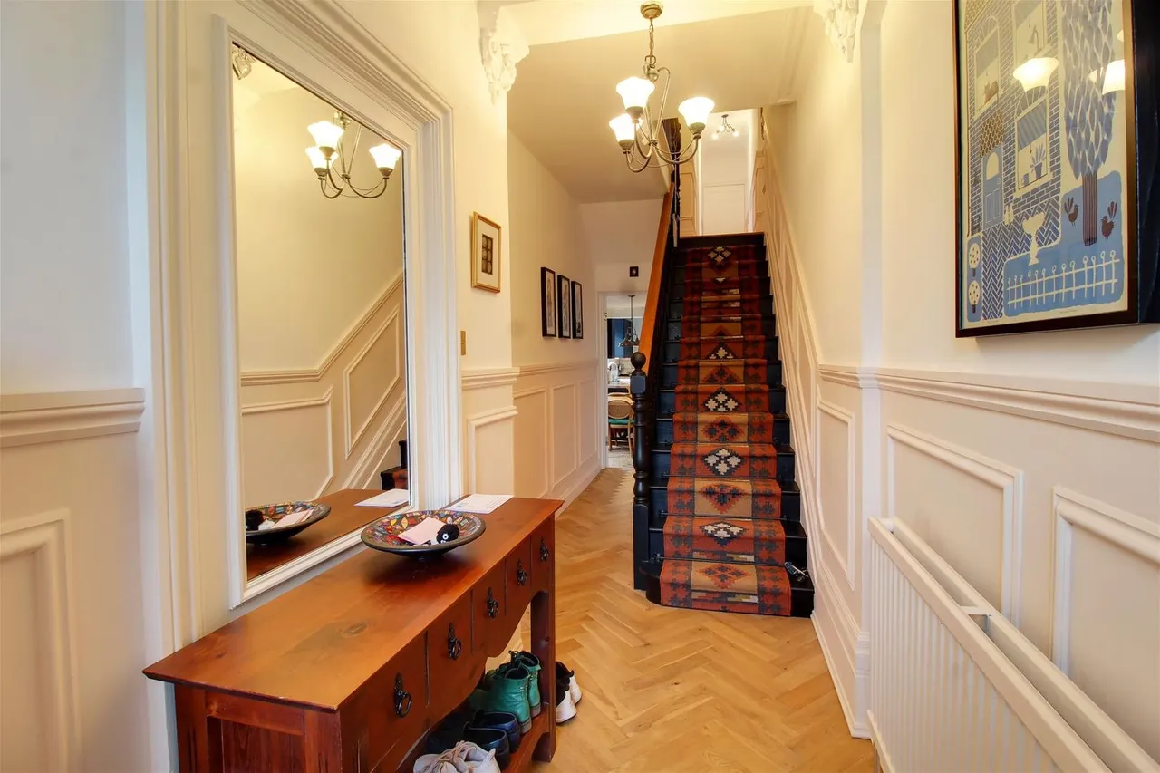 Hatfield Road, Potters Bar, Hertfordshire EN6 1HT, photo 6