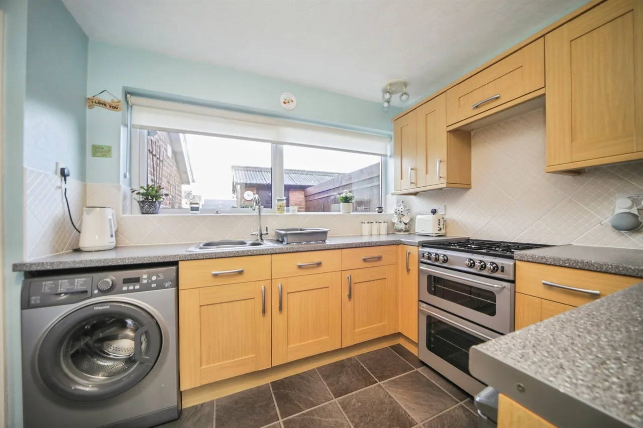 Edgar Avenue, Stowmarket, IP14, photo 5
