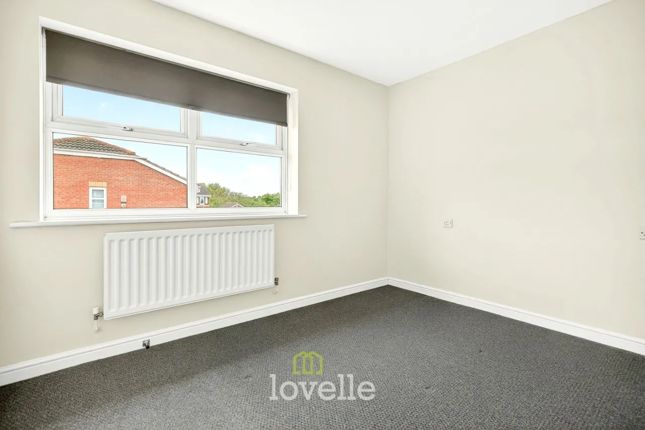 Buckingham Grove, Scartho Top, DN33, photo 9