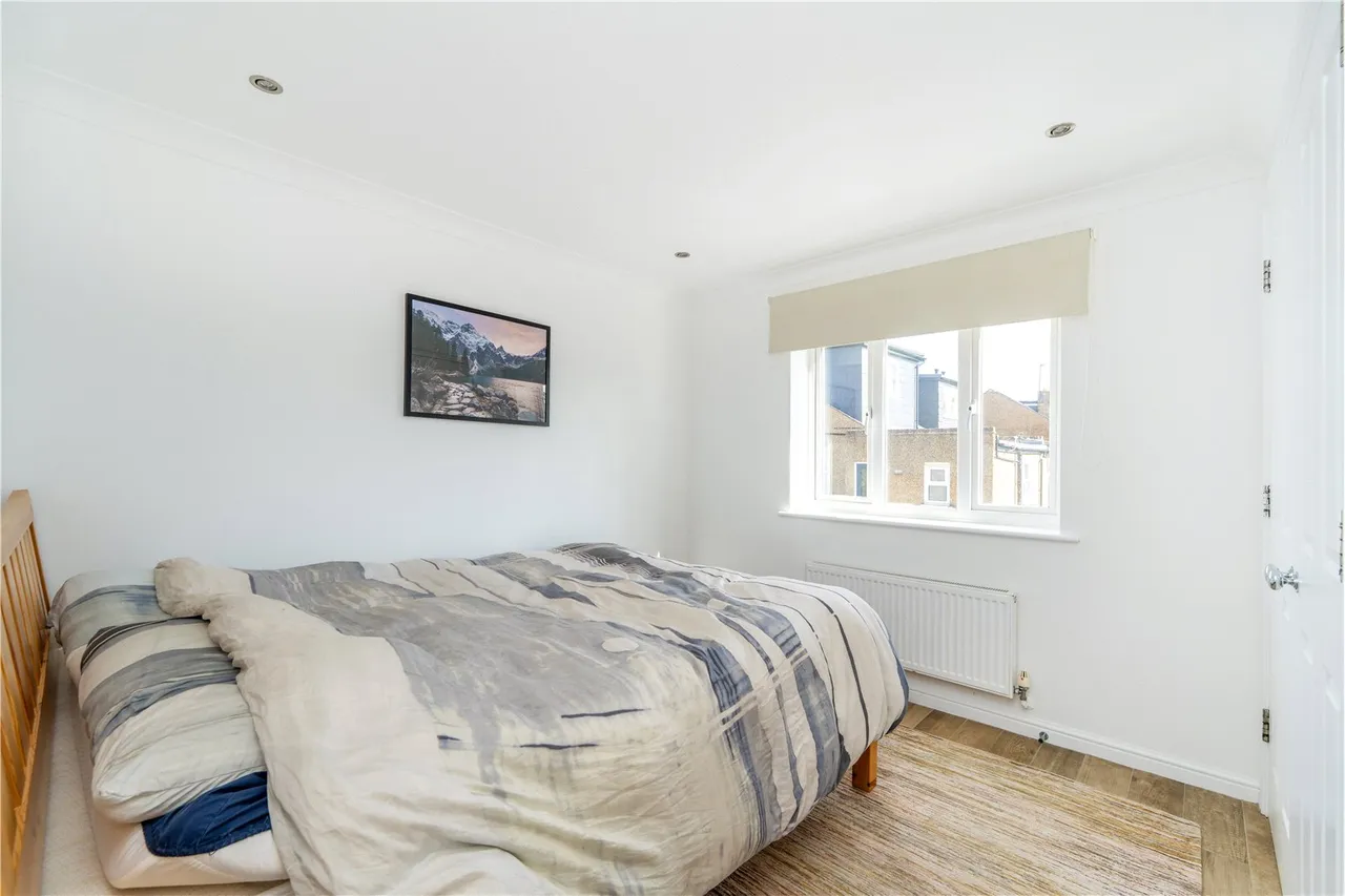 Second Cross Road, Twickenham, TW2 5RB, photo 5