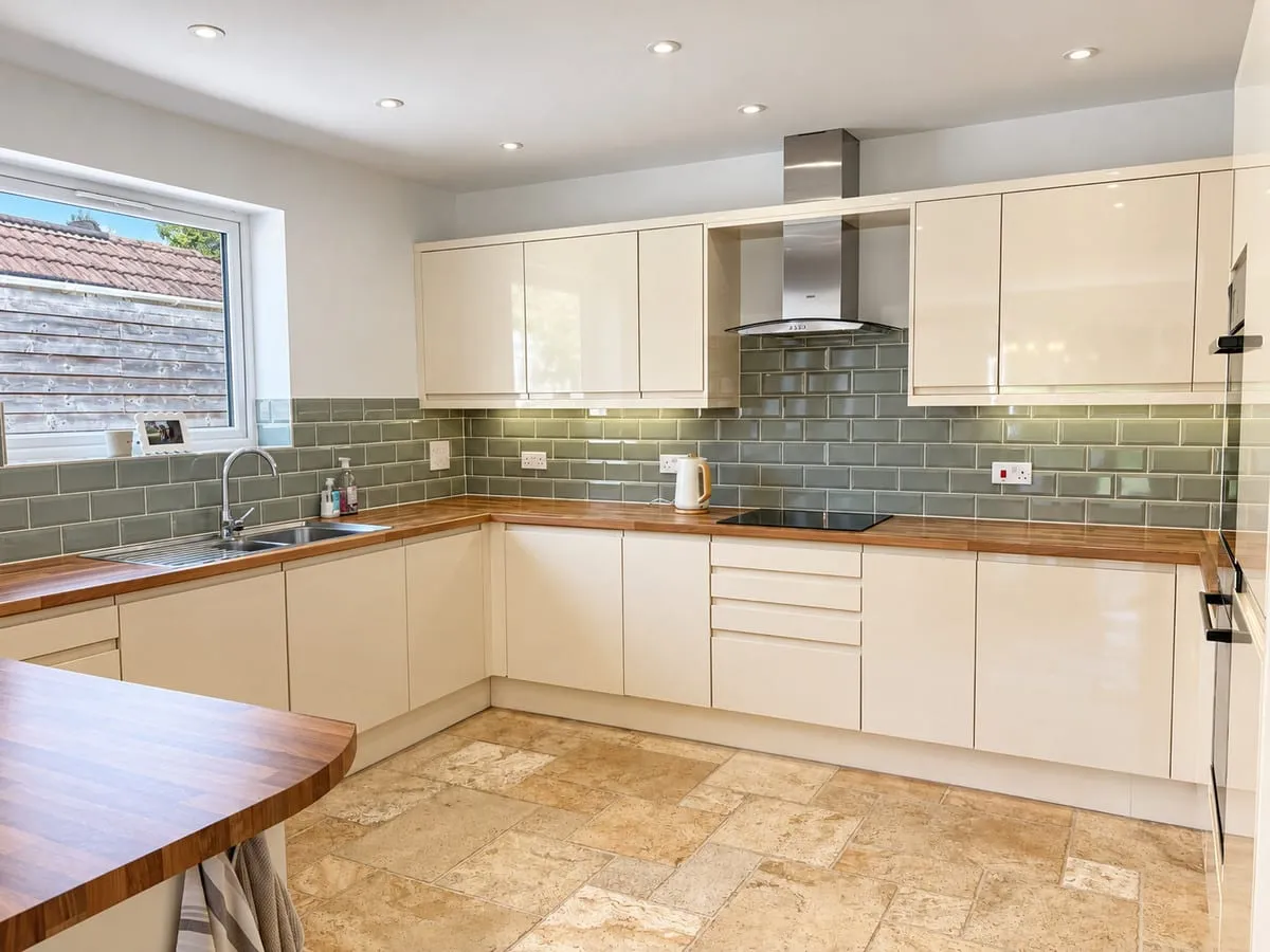 Parley Close, Ferndown, BH22, photo 6