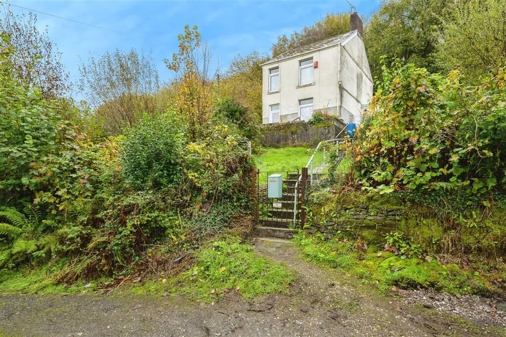 Waunarlwydd SWANSEA, SA5, photo 19