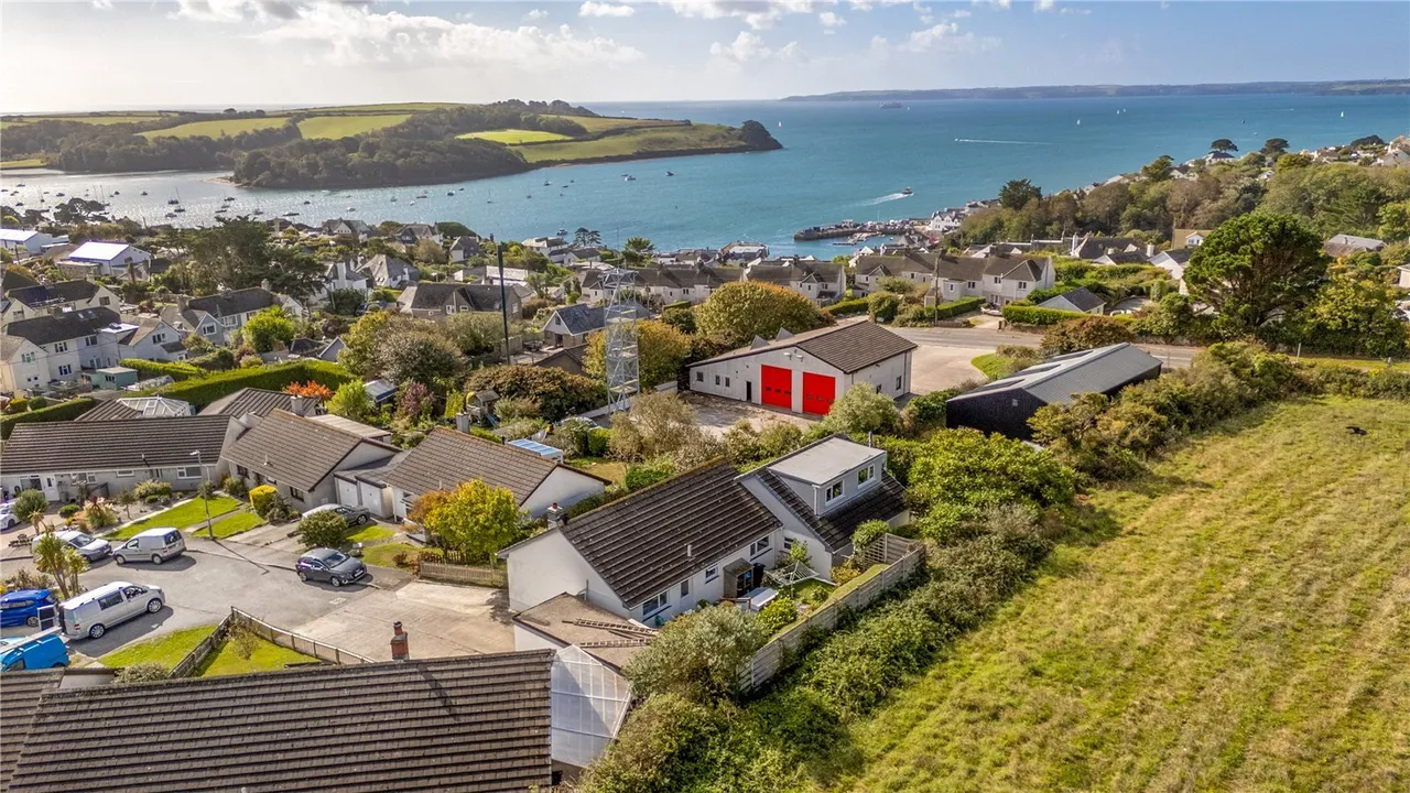 Pen Brea Close, St. Mawes, TR2, photo 14