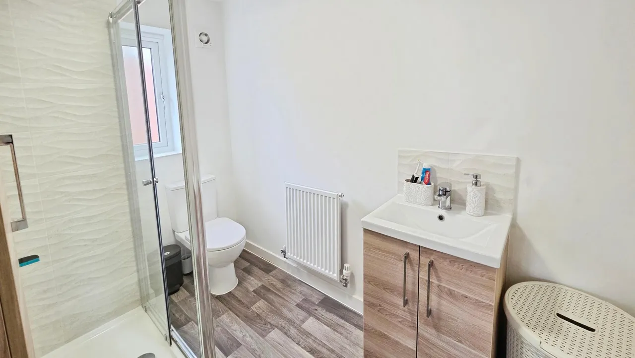 Nassington Way, Sleaford, NG34, photo 10