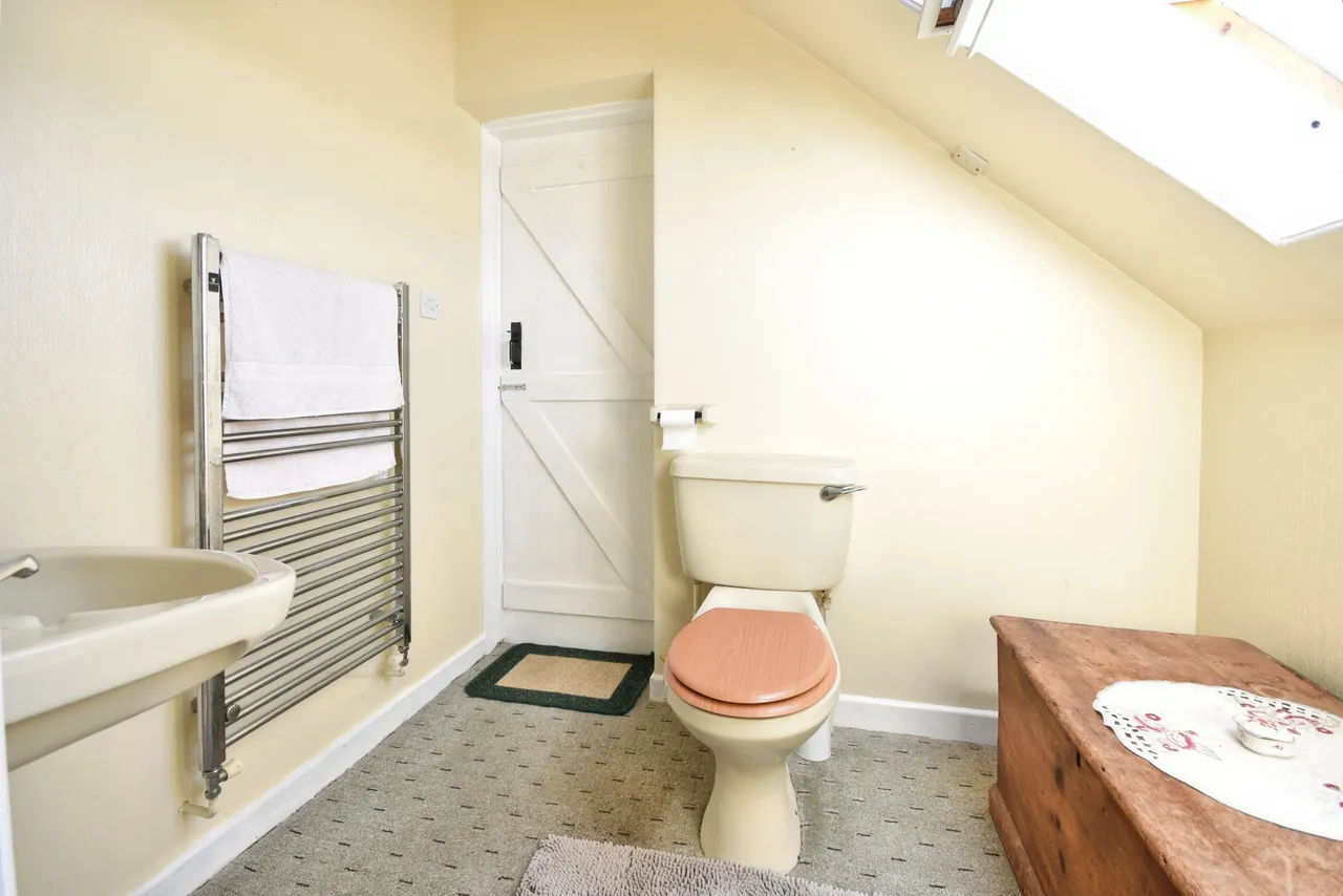 West Street, Beaminster, DT8, photo 19