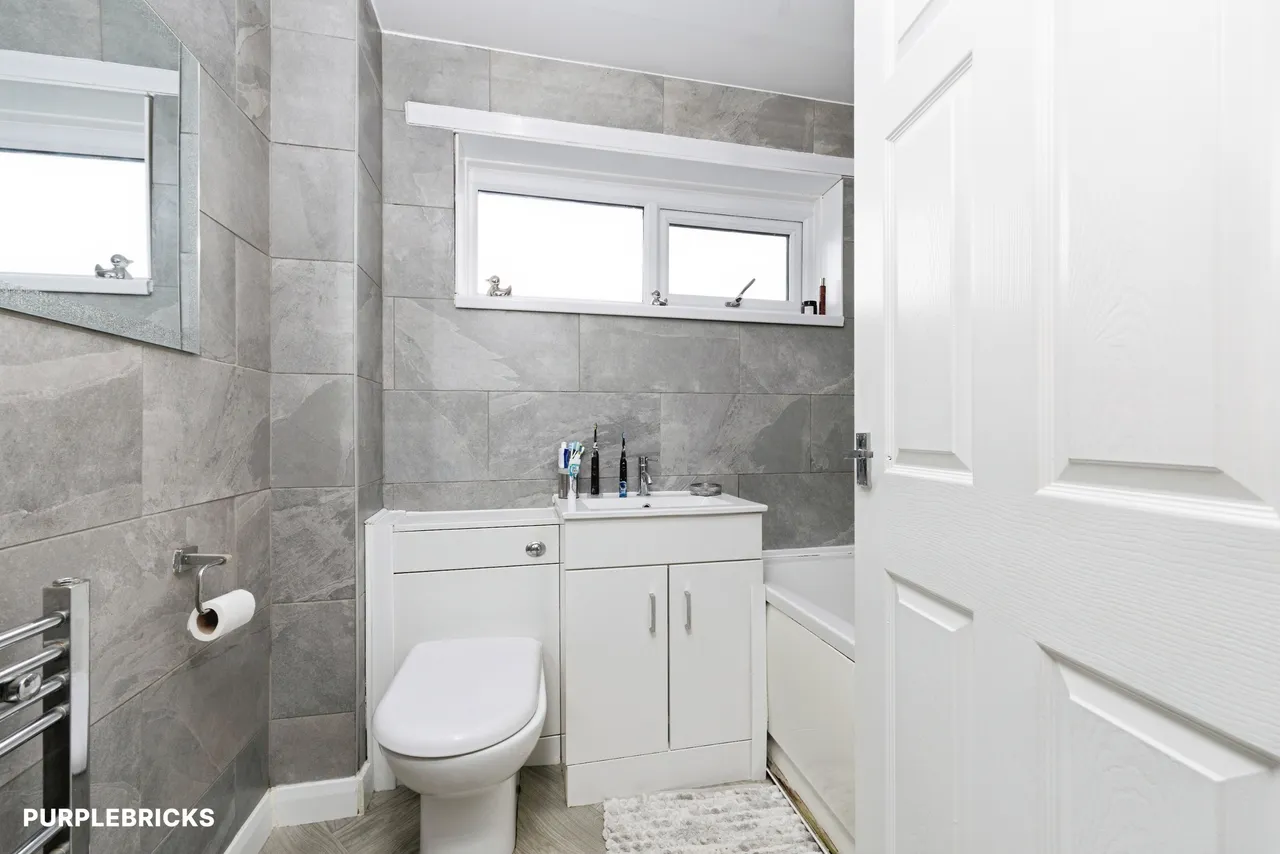 St. Albans Close, Ashington, NE63, photo 5