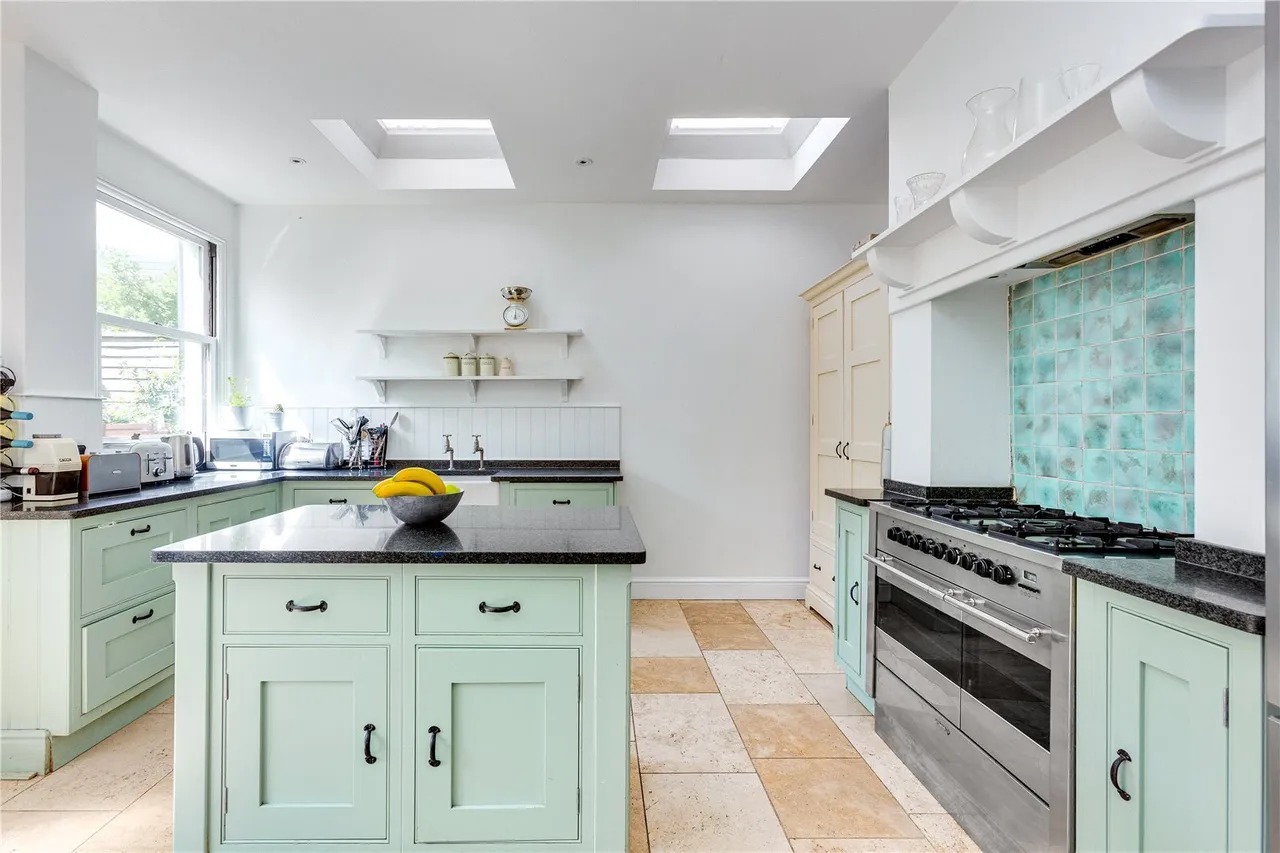 Marjorie Grove, Battersea, SW11, photo 3