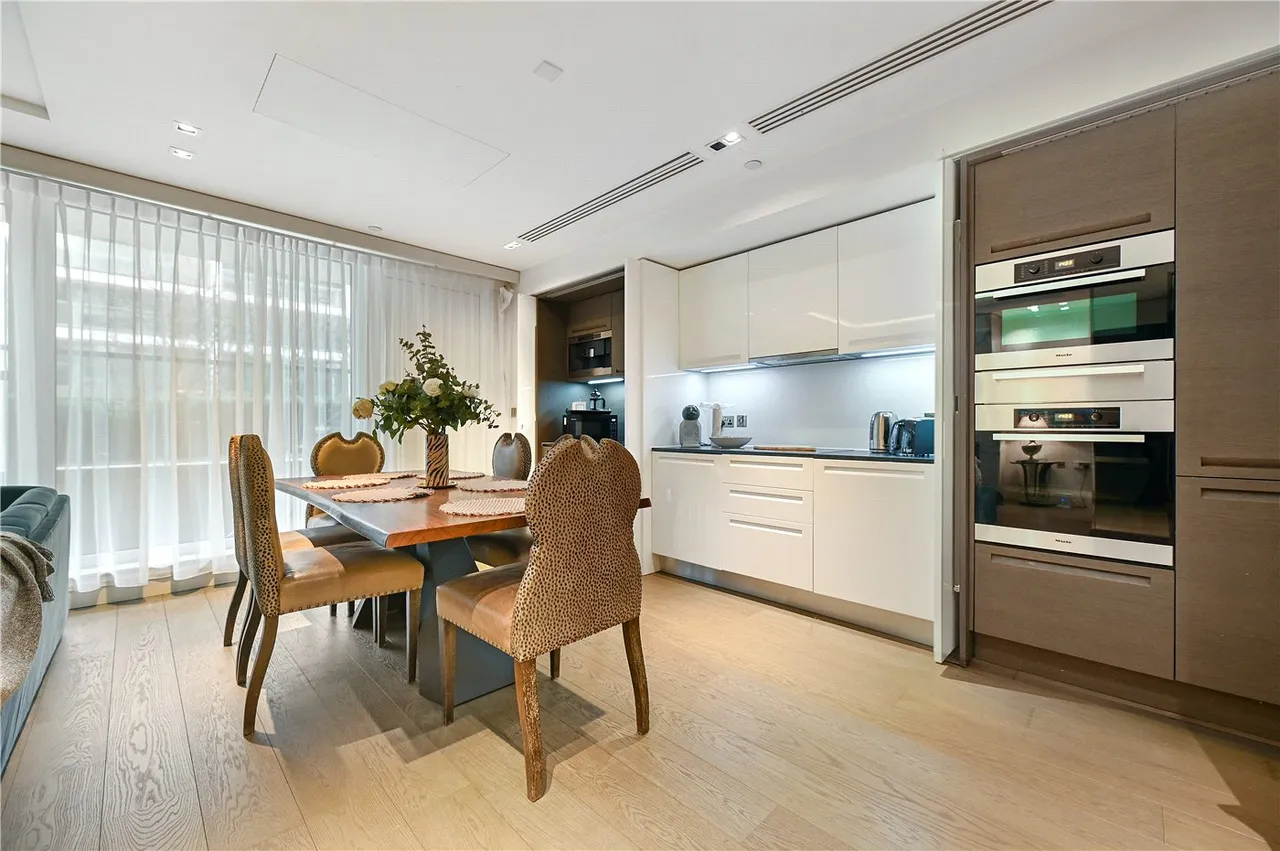 Charles House, Kensington High Street, London, W14, photo 5