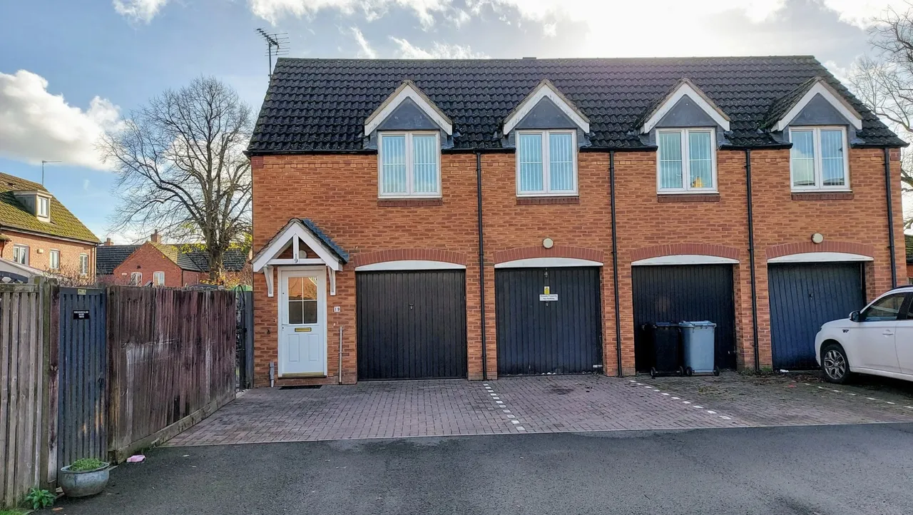 2 bed house for sale — Merlin Close, Bourne, PE10
