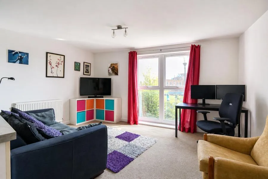 Park View Road, Leatherhead, KT22, photo 3