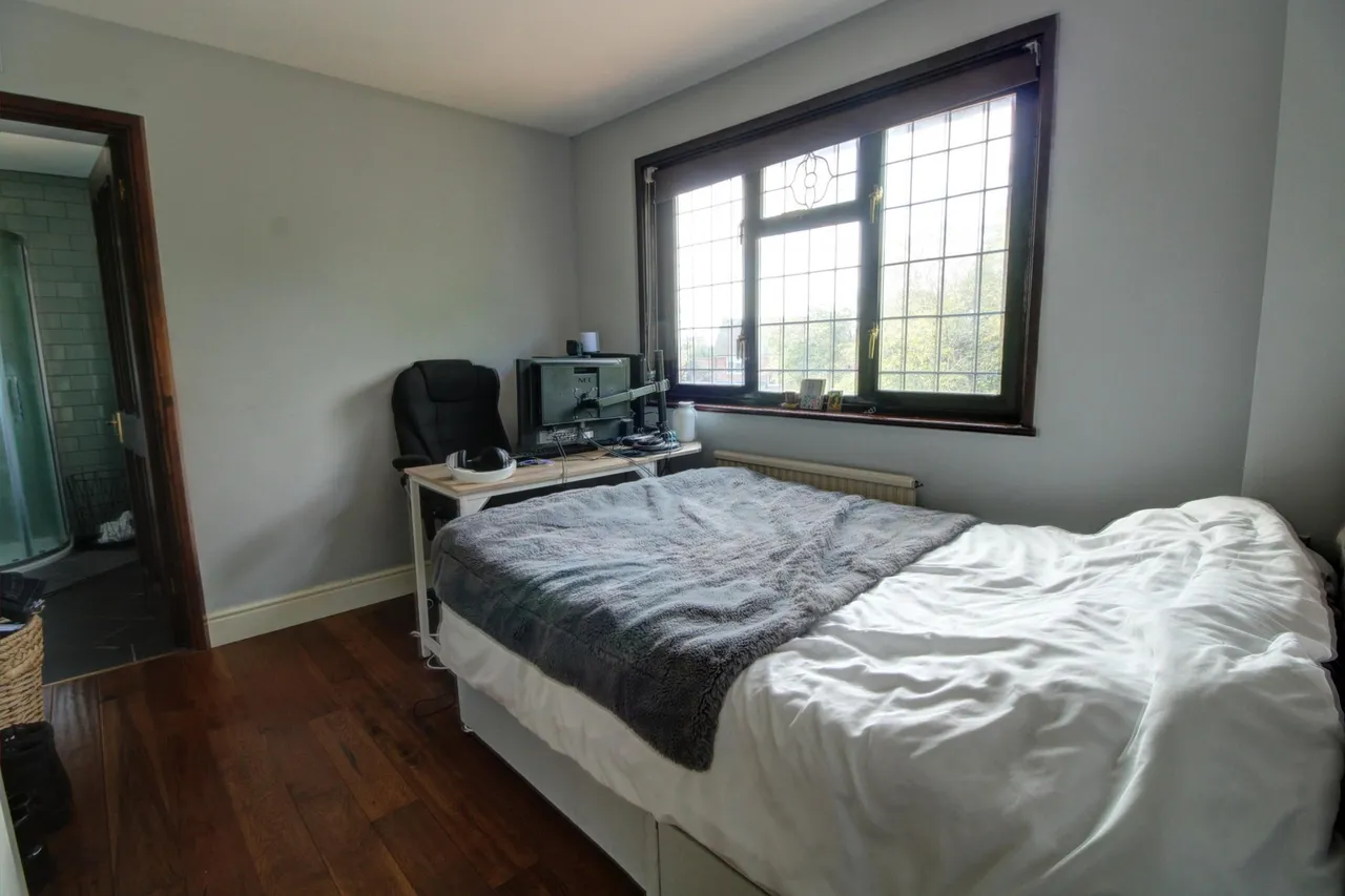 Lackmore Gardens, Reading, RG8, photo 12