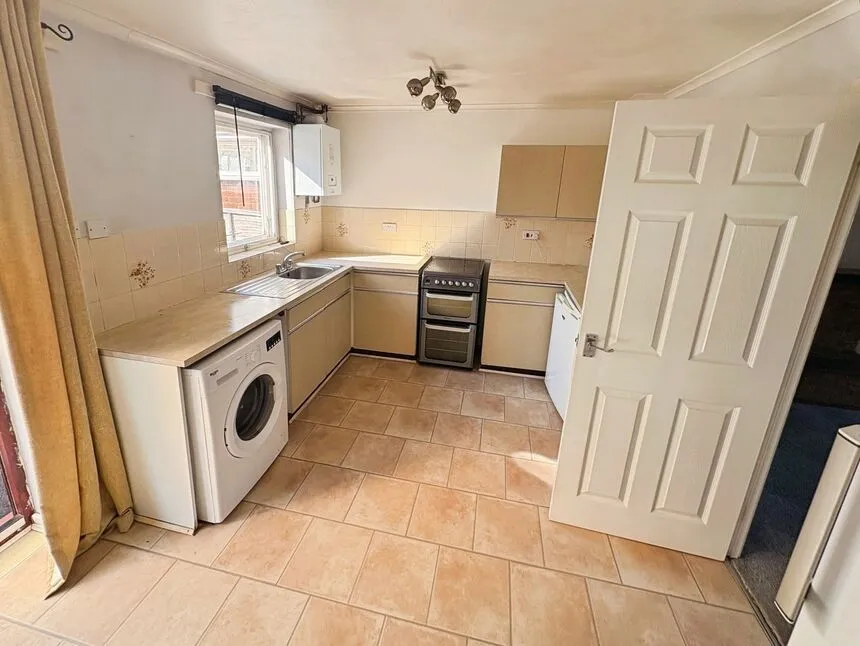 Kington Close, Willenhall, West Midlands, WV12, photo 5