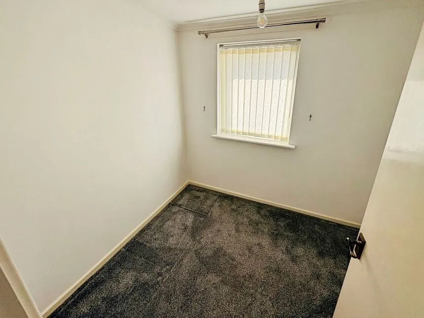 Kington Close, Willenhall, West Midlands, WV12, photo 9