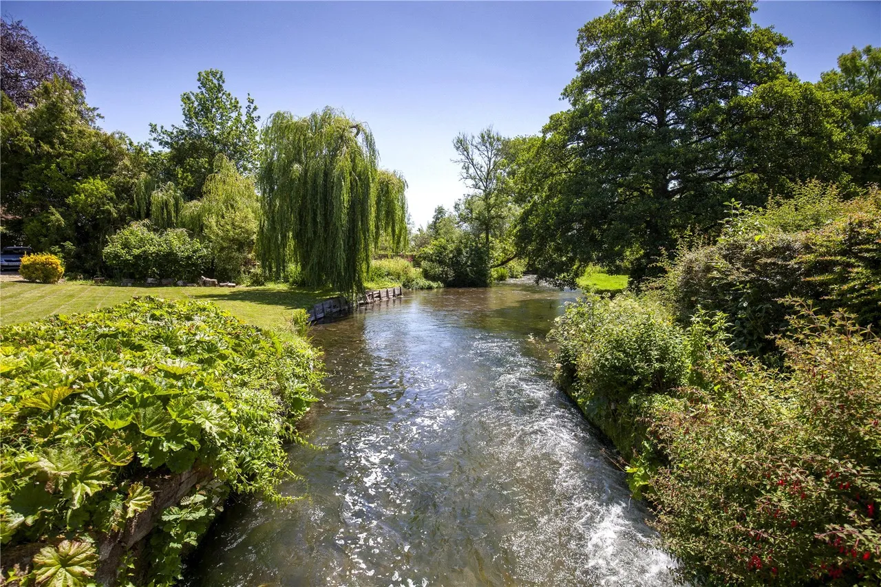 Mill Lane, Stratford sub Castle, Salisbury, Wiltshire, SP1 3LJ, photo 17