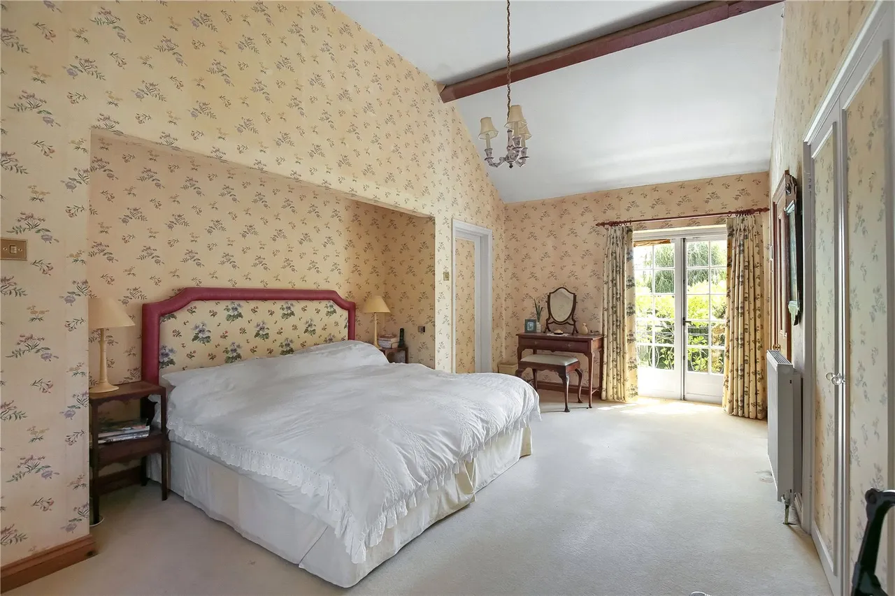 Mill Lane, Stratford sub Castle, Salisbury, Wiltshire, SP1 3LJ, photo 12