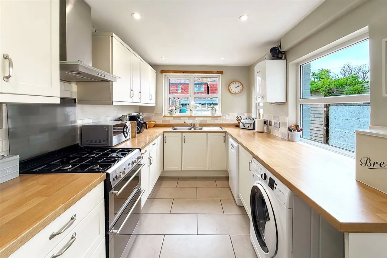 Littlehampton, BN17, photo 7