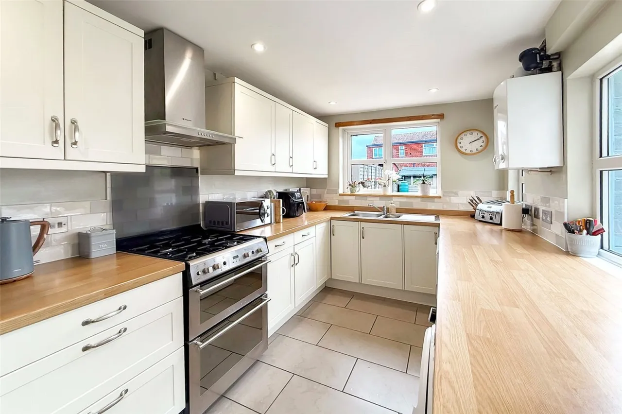 Littlehampton, BN17, photo 13