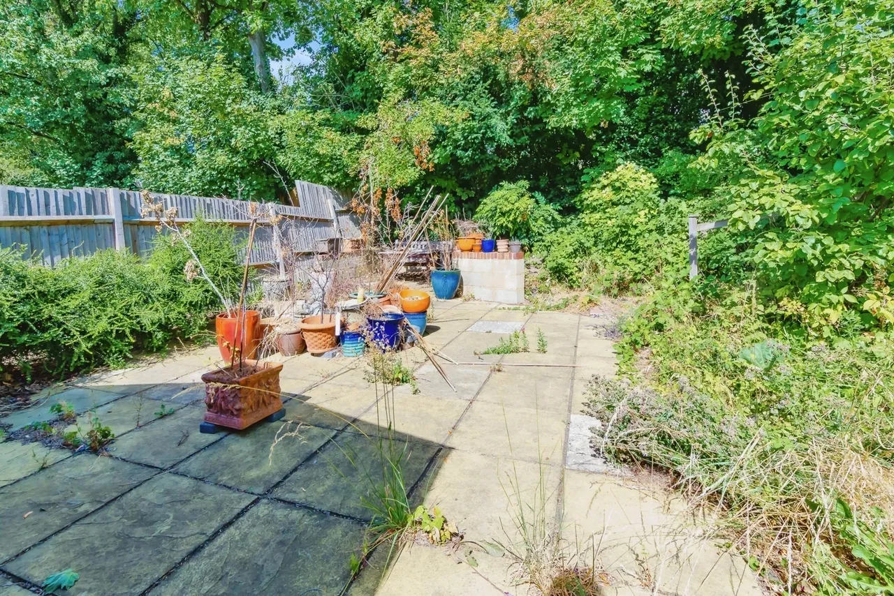 Famet Walk, Purley, CR8, photo 13