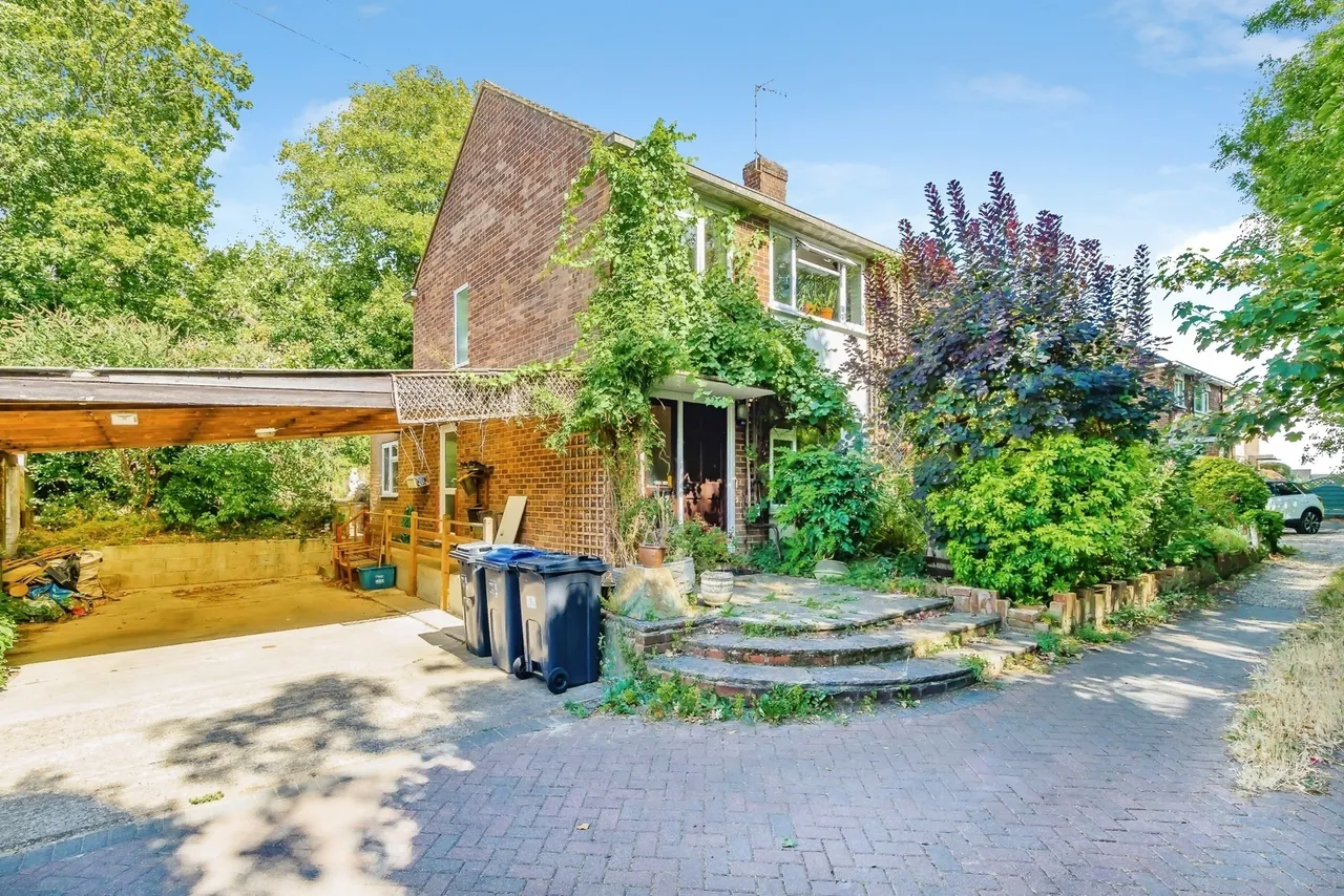 3 bed house for sale — Famet Walk, Purley, CR8