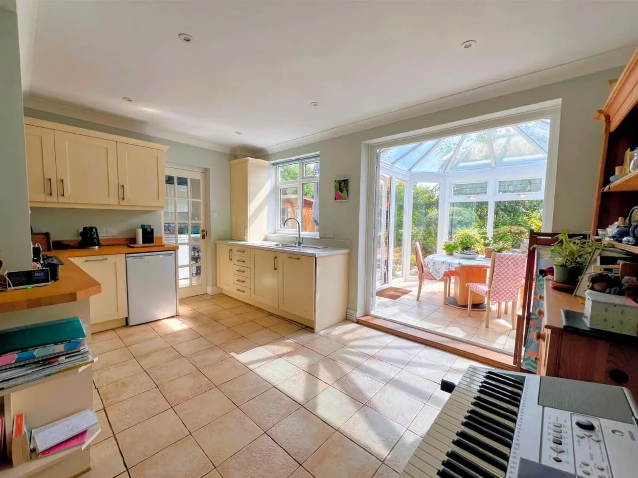 Hound Road, Netley Abbey, Southampton, photo 2