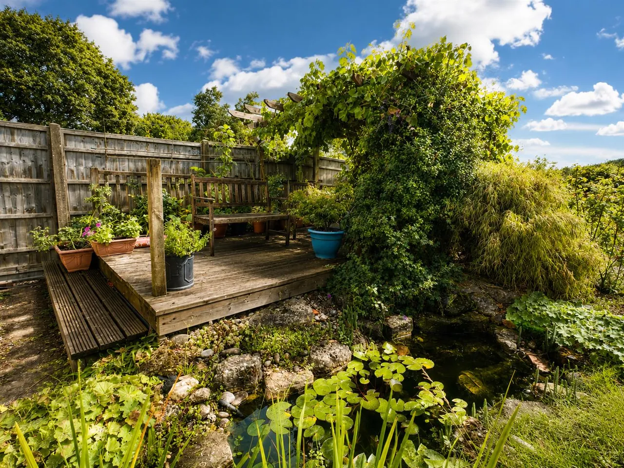 Hound Road, Netley Abbey, Southampton, photo 15