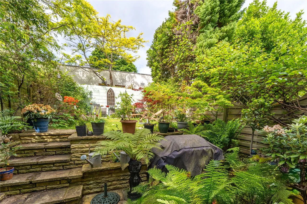 Grange Avenue, Twickenham, TW2 5TW, photo 12