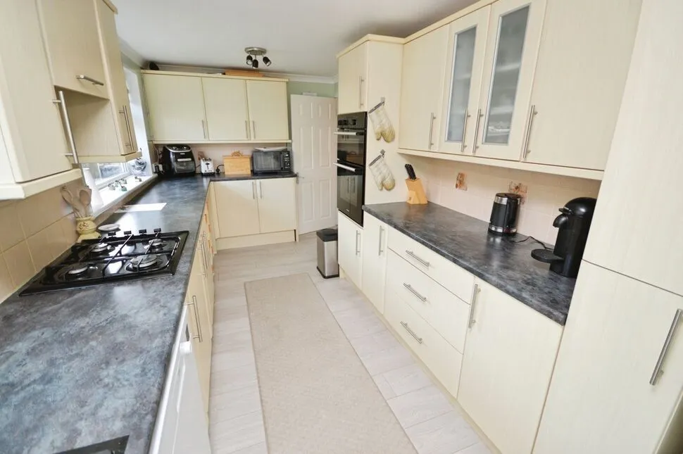 Pankhurst Road, Hoo, Kent, ME3, photo 6