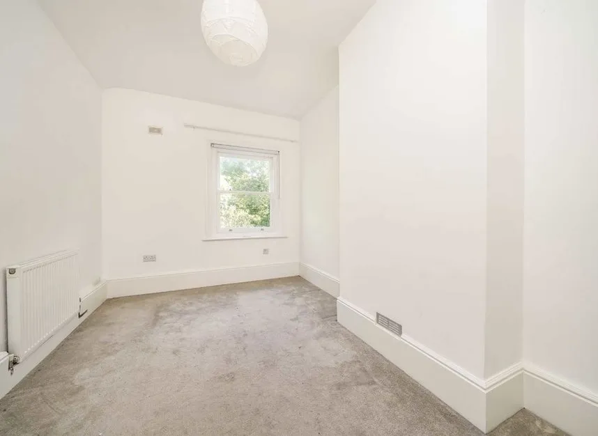St. Georges Road, Hanworth, TW13, photo 6