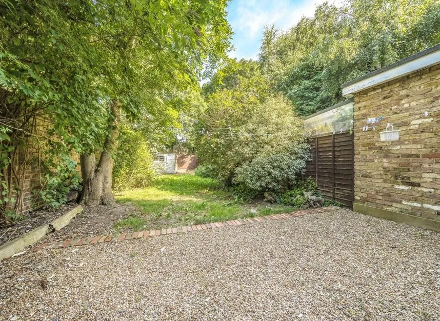 St. Georges Road, Hanworth, TW13, photo 4