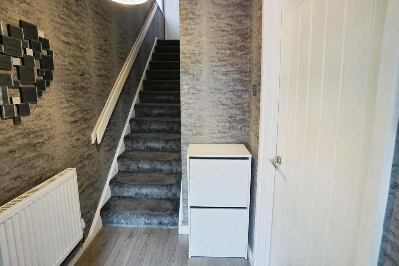Margaret Vale, Ocker Hill, DY4, photo 7
