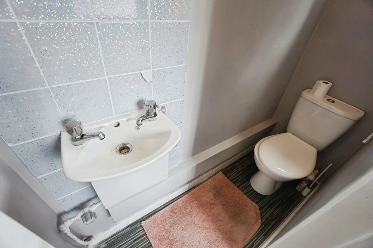 Margaret Vale, Ocker Hill, DY4, photo 11
